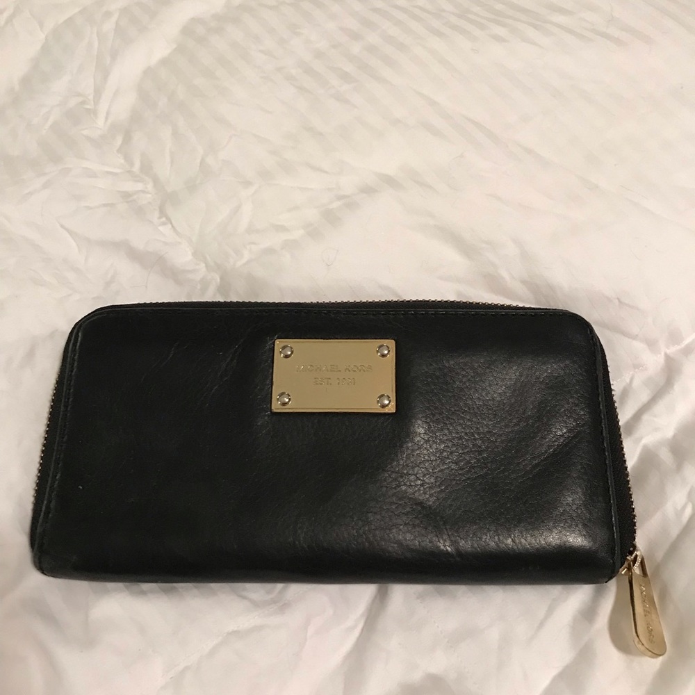 Michael Kors wallet